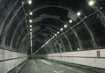 信達光電LED隧道燈點亮福建省第一條隧道
